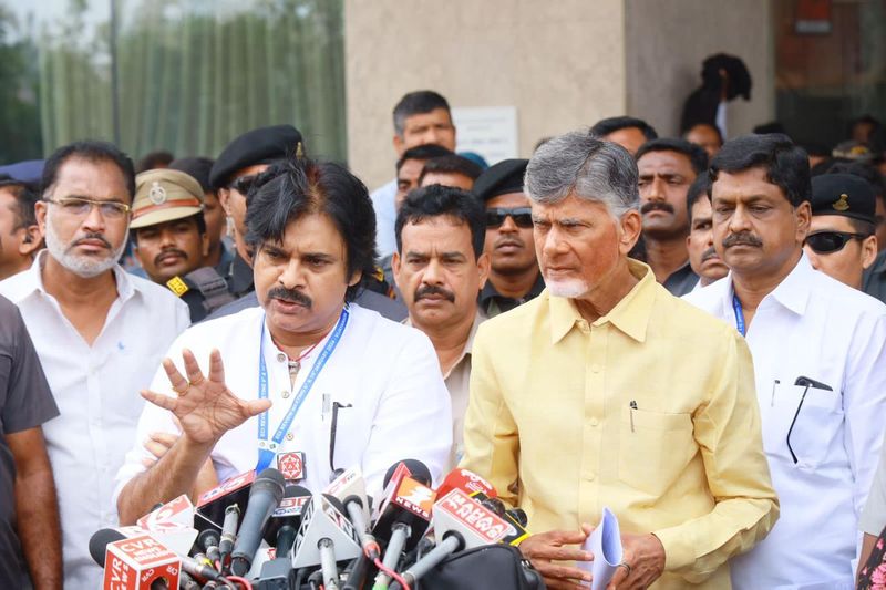 What is indicating Janasena chief Pawan Kalyan annoucement on Contest Two Assembly segments lns