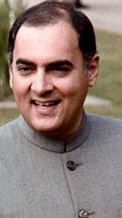 <p>वक्त ऐसा था जब मालदीव में तख्तापलट हुआ। दुनिया के देशों ने मदद करने के लिए मना कर दिया था मंत्री बंधक बना लिए गए थे राष्ट्रपति सेफ हाउस में थे उस वक्त भारत ने मालदीव की मदद की थी।<br />
 </p>
