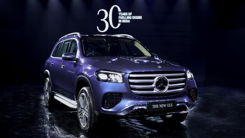 At Rs 1.32 crore, the Mercedes-Benz GLS facelift was introduced-rag