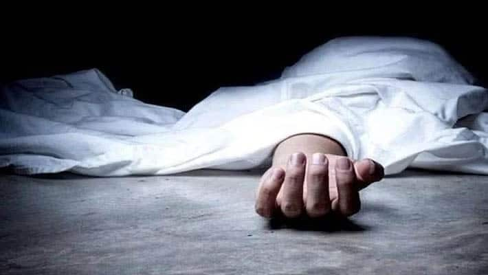 Woman commits suicide in Karur due to debt burden vel