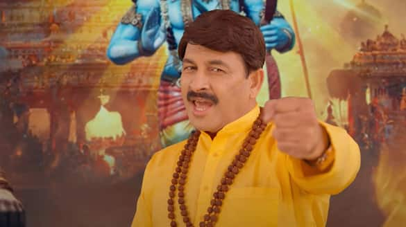 Bhojpuri actor Manoj Tiwari plays 'Parshuram' in Delhi famous Luv Kush Ramlila RBA