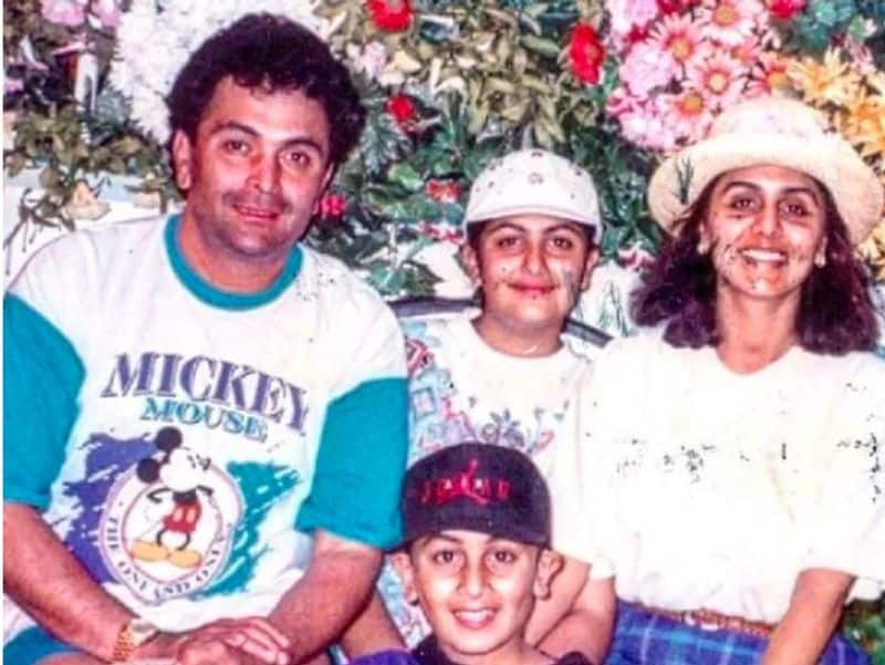 He was never a good father to children but Changed a lot in last days of his life Actress wife Neetu Kapoor Remembered Husband Rishi kapoor akb