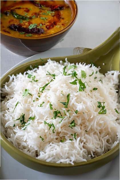 <p>भारतीय भोजन में चावल अहम हिस्सा है दक्षिणी भारत से लेकर उत्तर भारत तक हर घर में आपको चावल मिल जाएगा लेकिन क्या आप दुनिया के सबसे महंगे चावल के बारे में जानते हैं?<br />
 </p>
