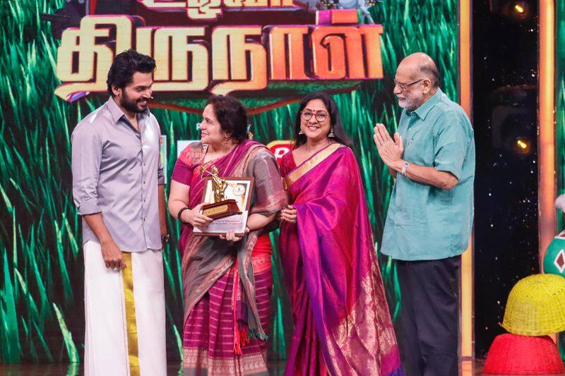 keerthi pandian rohini and more celebrates participated uzhavan 2024 awards mma 