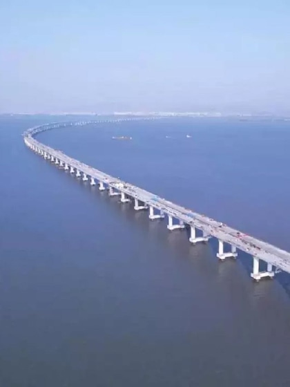 One-way toll for cars and SUVs
