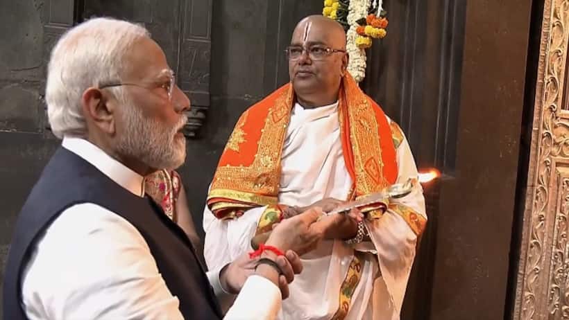 Narendra Modi in Kalaram Temple photo