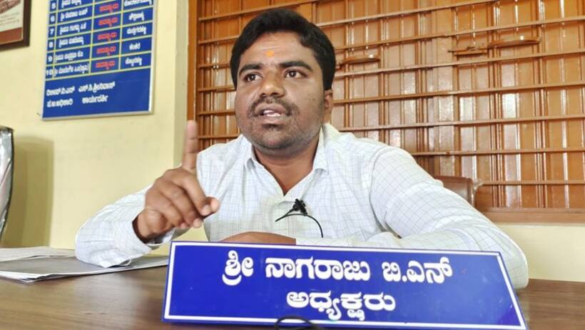 ತುಮಕೂರು :  ಗ್ರಾಮ ಪಂ ಭ್ರಷ್ಟಾಚಾರ ಪ್ರಶ್ನಿಸಿದ್ದಕ್ಕೆ ಅಧ್ಯಕ್ಷರ ಮೇಲೆ ಸದಸ್ಯರ ಆರೋಪ