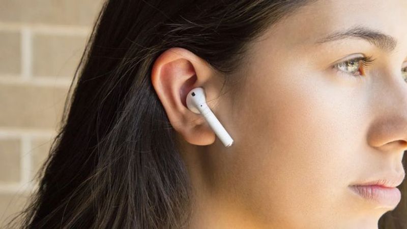 Are your earphones hurting your hearing? 5 RISKS you need to know gcw