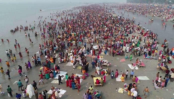 400 pilgrims who went to Gangasagar on the occasion of Makara Sankranti festival got stuck in West Bengal Sea and Indian Coast Guard launches rescue mission rsk