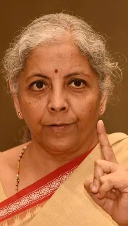 <p>स्कीम बी के तहत मैन्यूफैक्चरिंग सेक्टर में जॉब को बढ़ावा देने के लिए सरकार पहले 4 साल में एम्प्लॉई और एम्प्लॉयर दोनों को ईपीएफओ में सपोर्ट देगी। 30 लाख यूथ को इसका लाभ मिलेगा।<br />
 </p>

