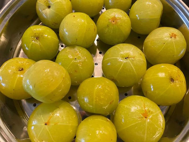 health benefits of steamed amla in your diet