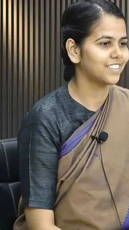 <p>टॉपर्स वो होते हैं जो कभी हार नहीं मानते लेकिन UPSC 2022 में टॉप करने वाली इशिता किशोर ने इसे साबित किया की मुश्किल कितनी भी हो हार नहीं माननी चाहिए।</p>
