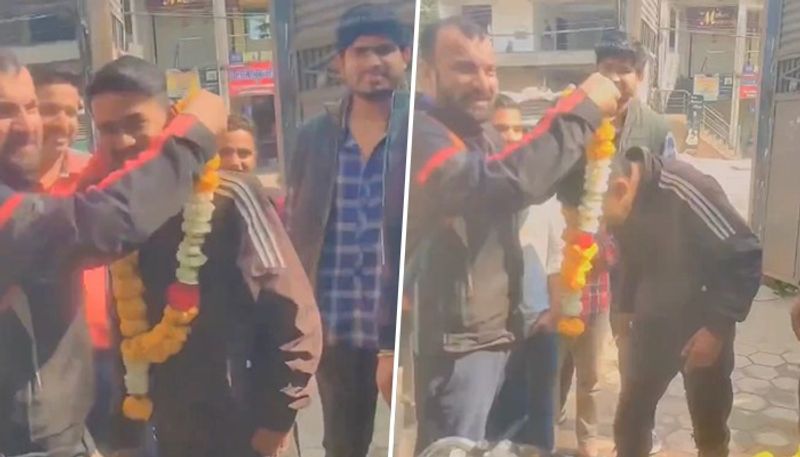 cricket Fan who hugged Virat Kohli during India vs Afghanistan T20I in Indore gets hero's welcome (WATCH) osf