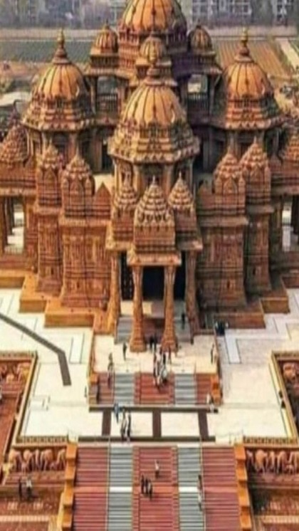 <p> 22 जनवरी को रामलला की प्राण प्रतिष्ठा होगी। तैयारियों को अंतिम रूप दिया जा रहा है। अब  इंतजार है तो उस घड़ी का जब मंदिर में रामलला की मूर्ति विराजमान होगी।<br />
 </p>
