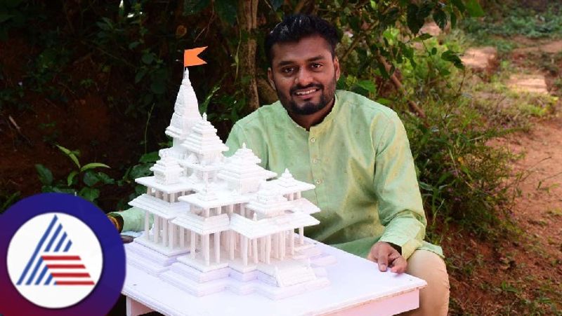 The artist Pradeep Manjunath naik built the grand Ram Mandir in 1200 chalk pieces at Uttara kannada rav