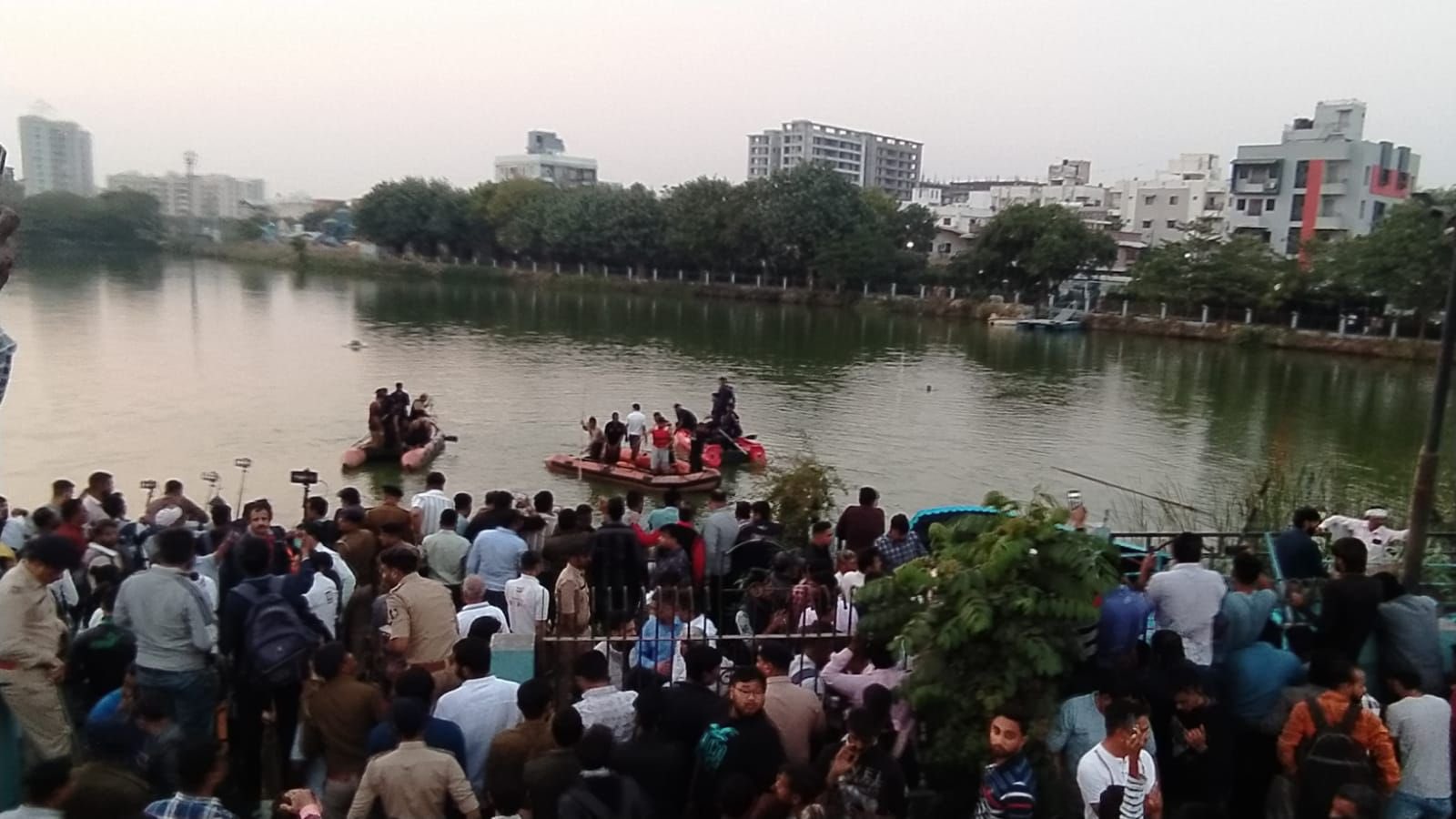 Vadodara tragedy 16 schoolkids, teachers out on picnic drown as boat capsizes KRJ