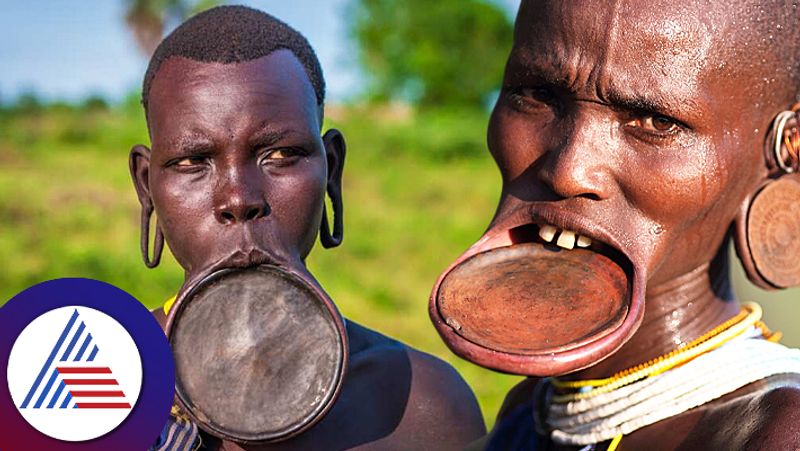 Ethiopian Suri Tribe Girls Stretch Mouth Using Lip Plates roo