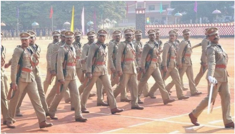 Kerala Police Sub Inspector Job Notification Released salary last date all details here asd