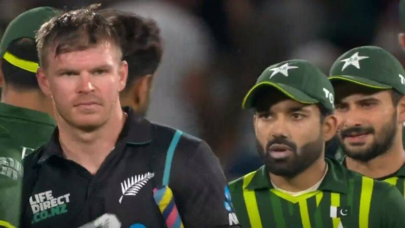 New Zealand Beat Pakistan by 7 Wickets Difference in 4th T20I match at Christchurch rsk