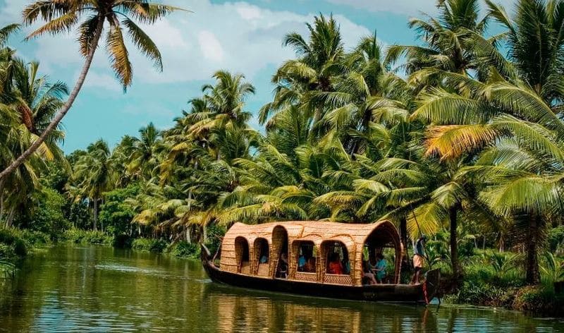 Best time to visit Kerala ram