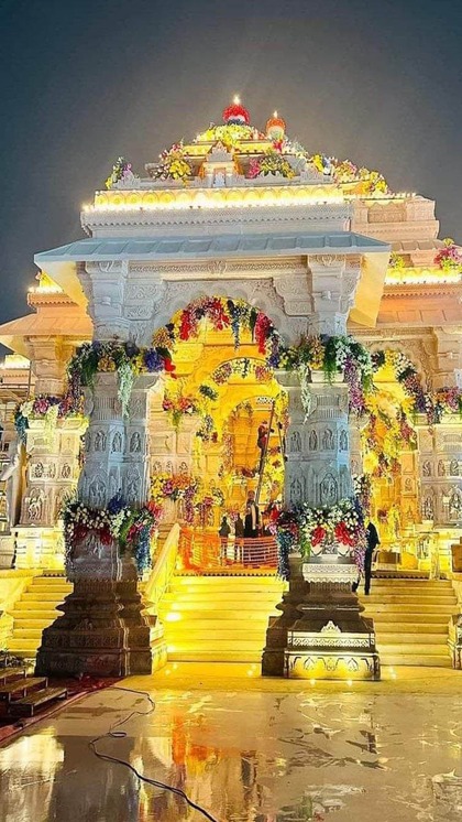 <p>राम मंदिर प्राण प्रतिष्ठा की लालिमां अपने चरम पर है हर भारतवासी इस क्षण का बेसब्री से इंतजार कर रहा है। 22 जनवरी को रामलला की प्राण प्रतिष्ठा होगी।<br />
 </p>
