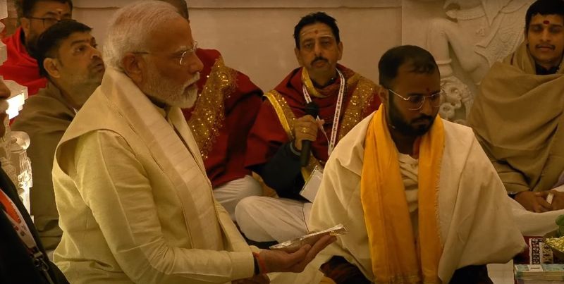 Chief Yajman Narendra Modi enters Ram Temple premises carrying puja samagri for consecration ceremony lns