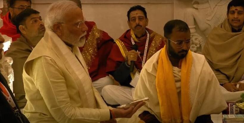అయోధ్య రామ మందిరం:రామ్ లల్లా విగ్రహా ప్రాణ ప్రతిష్టలో పాల్గొన్న మోడీ