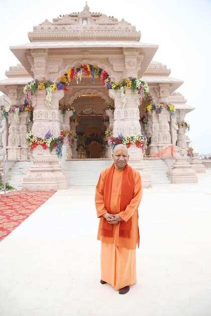 2. Religious significance of the silver umbrella in Hindu rituals: