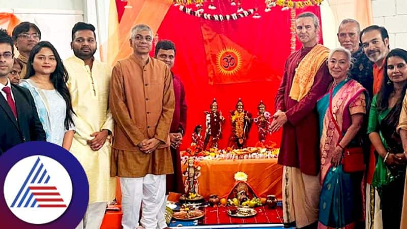 Mexico gets first Ram temple American priest performing pran pratishtha video goes viral skr