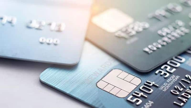 How to choose your FIRST credit card? 6 tips to keep in mind gcw