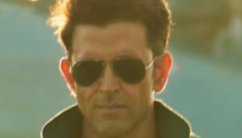 Hrithik Roshan starrer Fighter ticket booking update out earns more than 3 7 crore hrk