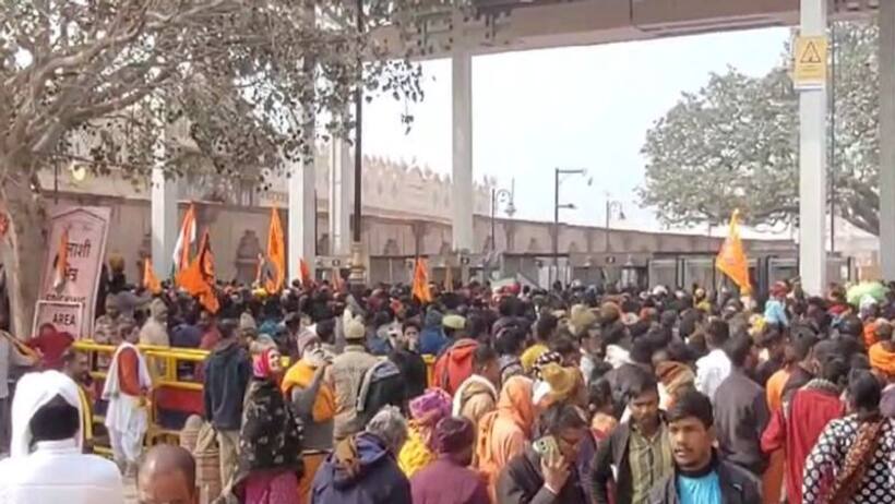 Ram Mandir News: राम मंदिर में उमड़ा जनसैलाब,अभी तक 3 लाख भक्त कर चुके दर्शन