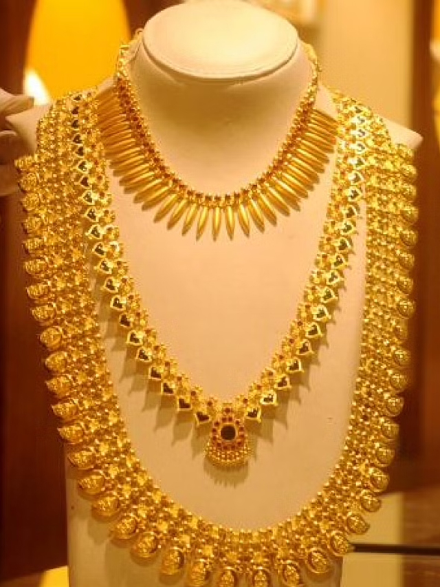 Gold prices unchanged at Rs 62,950 silver trading at Rs 76,000 per kg check latest rates here-sak