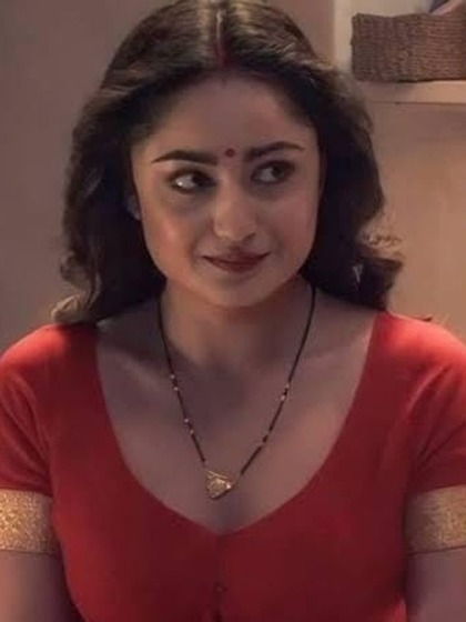 <p>त्रिधा चौधरी और बॉबी देओल के बीच फिल्माए गए इंटीमेंट सीन्स आज भी काफी वायरल हैं।  त्रिधा के लिए सीन्स को करना आसान नहीं था।ये बात खुद त्रिधा ने एक इंटरव्यू के दौरान बताई थी। </p>

