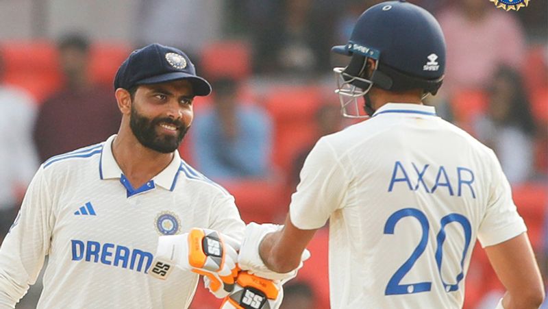 India vs England : India made 436 all out, claiming a lead of 190 runs  RMA