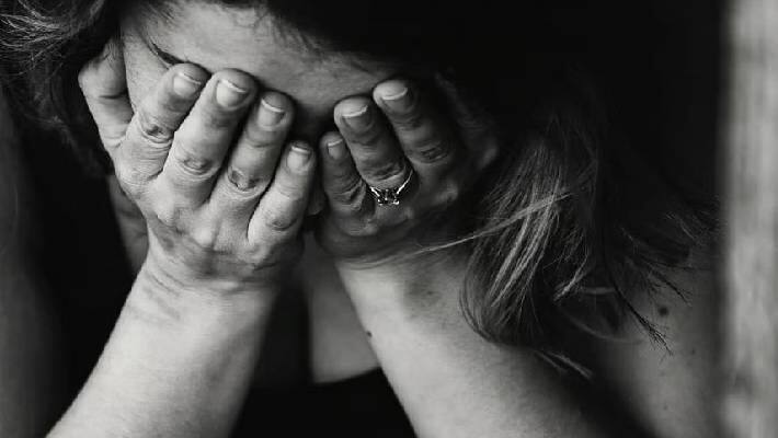 girl suicide