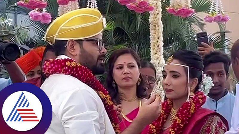 Tagarupalya actor DR Bhushan Wedding on Sunday in Belagavi skr