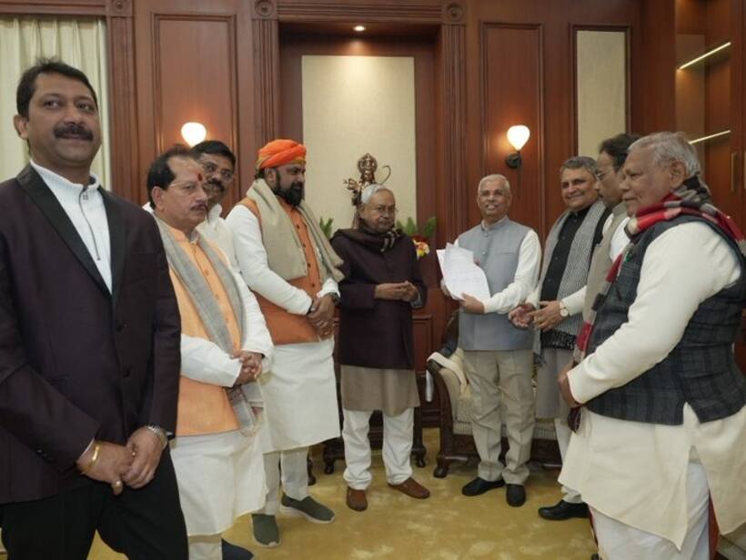 Nitish Kumar stakes claim to form new government in Bihar with BJP's support