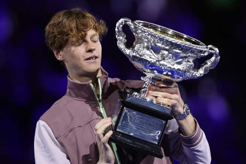 Australian Open 2024 :  మెద్వెదేవ్‌కు షాక్.. థ్రిల్లర్ గేమ్‌లో సిన్నర్ విజయం , తొలి గ్రాండ్ స్లామ్ కైవసం