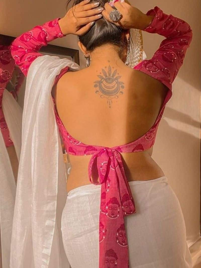 bhojpuri actress monalisa 10 backless blouse zkamn