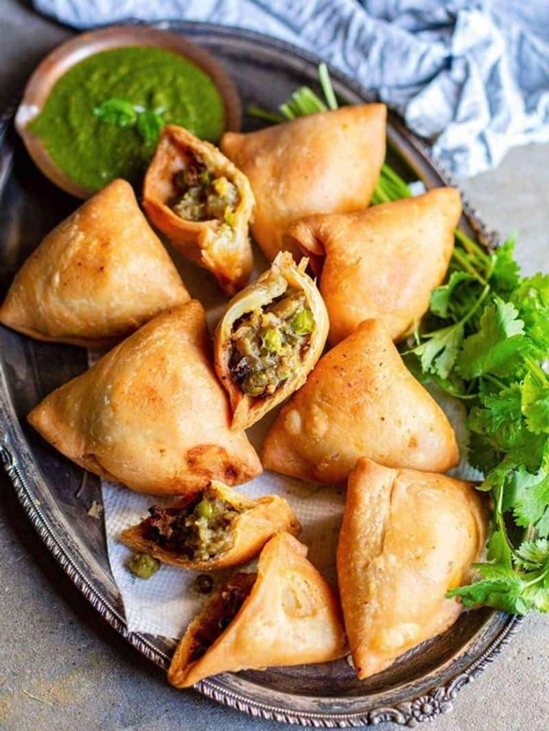 samosa price in pakistan  is so costly zkamn