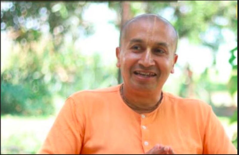 Bombay IIT graduate Gauranga Das who lefte his lakhs-paying job in Kirloskar to become a monk akb