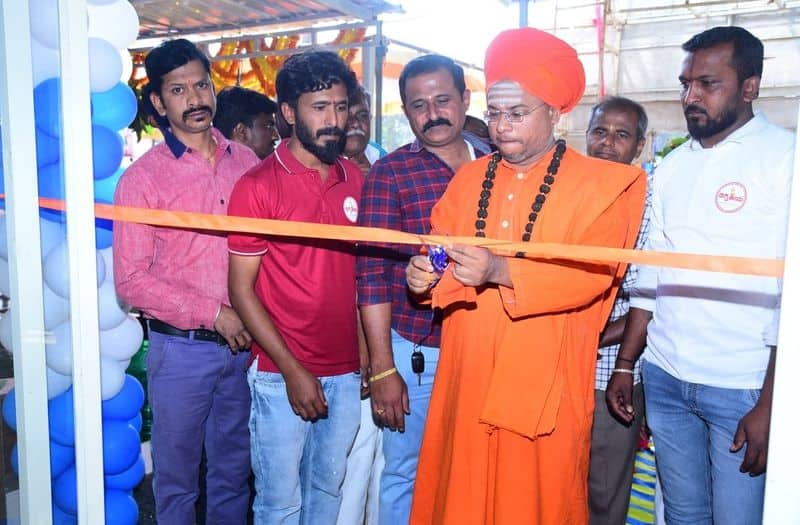 Youth should achieve financial independence: Swamiji snr