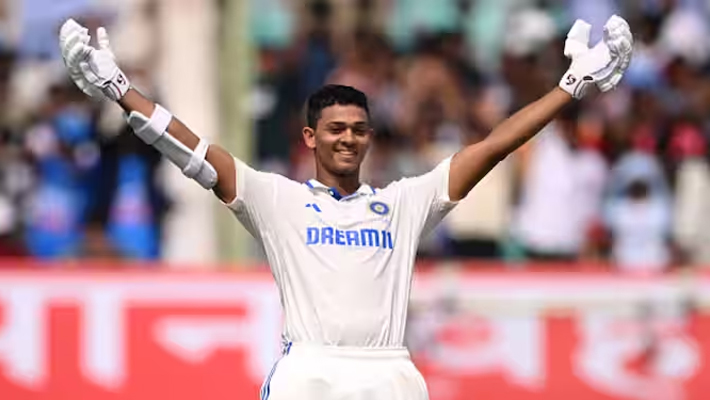 Vizag Test Yashasvi Jaiswal Hits Maiden 200 kvn