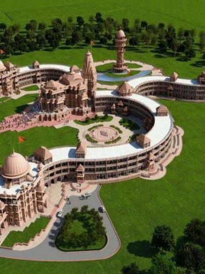 <p>राजस्थान के पाली जिले के जाडन इलाके में बनकर तैयार ये आश्रम दुनिया का सबसे बड़ा ओम आकार का आश्रम है।</p>
