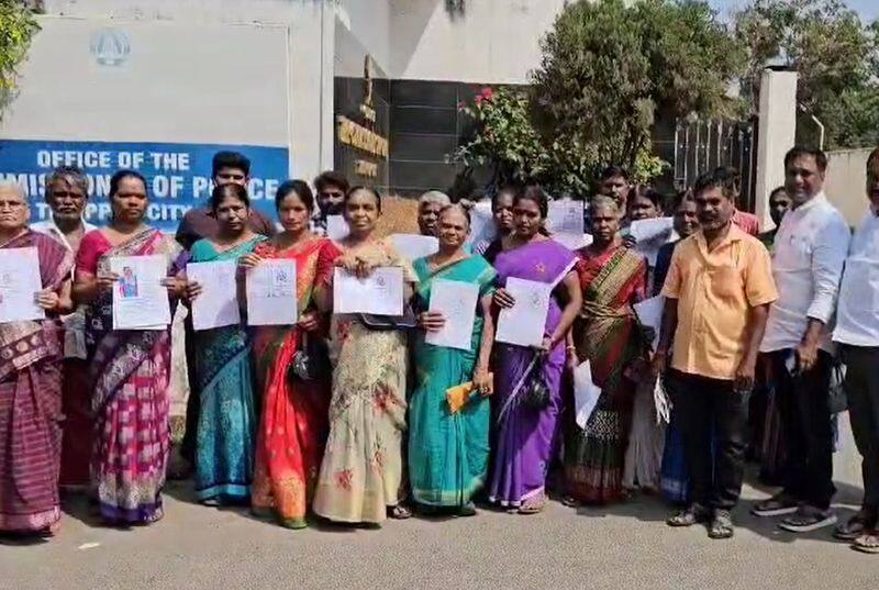 Fraud of 30 lakh rupees by conducting auction in Tirupur; Women struggle to recover money sgb