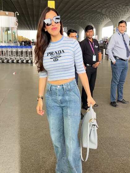 Sophie Choudry looks cool in casual wear