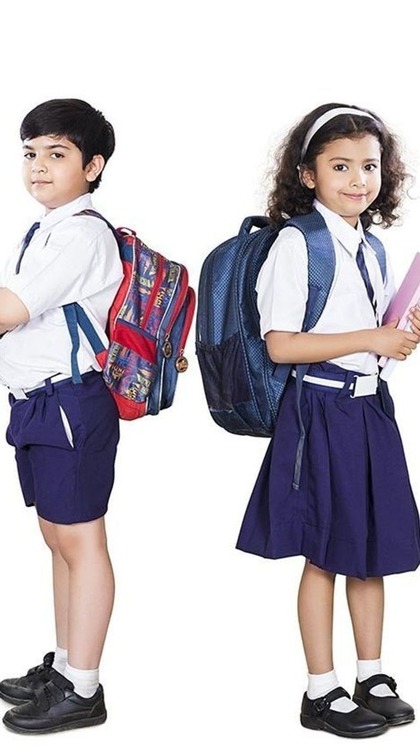 <p>बच्चों को अच्छी स्कूली शिक्षा देने के लिए मां-बाप महंगे स्कूलों का रुख करते हैं ऐसे में आप भारत के सबसे महंगे स्कूल के बारे में जानते हैं?<br />
 </p>
