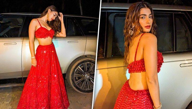 Photos Pooja Hegde looks stunning in Rs 5 lakh lehenga with organza dupatta RBA