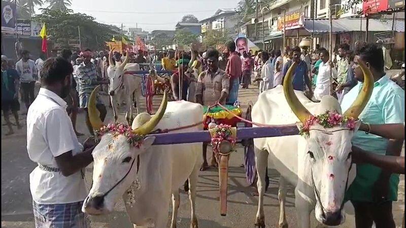 The winners of the bullock cart race held at Pudukottai were awarded a cash prize of Rs.2.50 lakh and a trophy vel